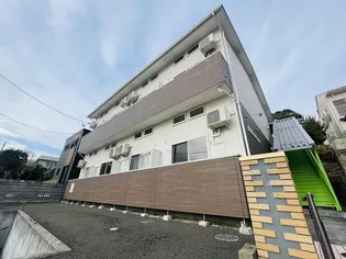 ブリリアントグリーン【2階】の外観