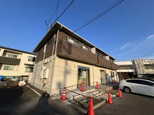 ルーエ富沢【2階】の外観