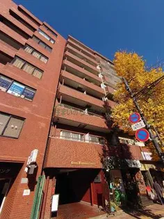 ライオンズマンション本郷【3階】の外観