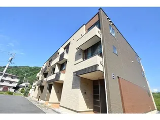 ユニベールBの画像