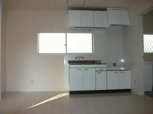 メゾンソレイユB【2階】のキッチン