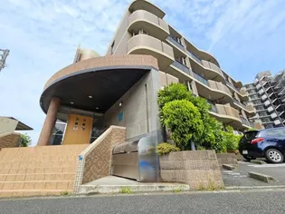 CHARMANT湘南【3階】の外観