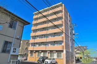 ラ・フェルメール【7階】の外観