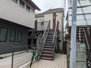 カルタス都立大【2階】の外観