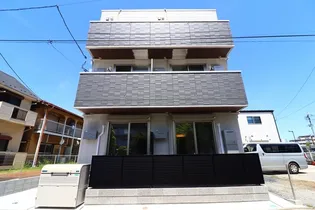 グラナーデ新宿の画像