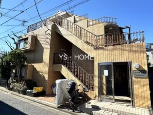 ラ・ベルセゾン【1階】の外観