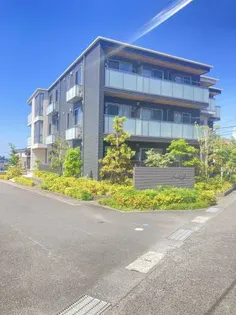 プレミアスの画像