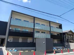 クアトロ・ソレイユ【1階】の外観