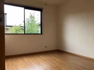 プログレス・アイ【2階】の内装