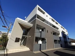 ユトリナ湘南 A【1階】の外観