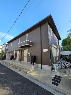 アン シャレの画像