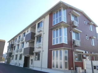 山梨県甲府市上石田1【アパート】の外観