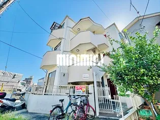 スカーレット【2階】の外観