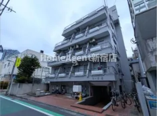コーポ鎧【2階】の外観