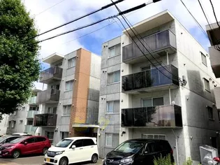 ラヴィリア南郷【2階】の外観