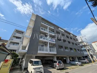 ラ・シャンブル久米【2階】の外観