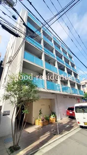 LULU KALAMAの画像