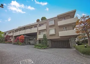 フェアロージュ南平台【3階】の外観