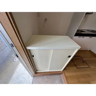 グリーンウィンド【1階】の玄関