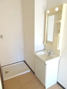 タウンハタガサキ A【2階】の内装