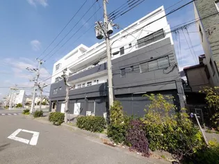 メビウス駒ヶ林レジデンス【3階】の外観