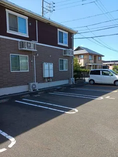 アルカンシエル A【1階】の居間