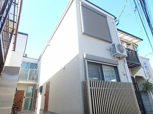 アガルイエ岸町の画像
