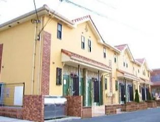 神奈川県横浜市港北区岸根町【アパート】の外観