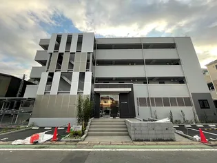 ジュネス稲城【4階】の外観