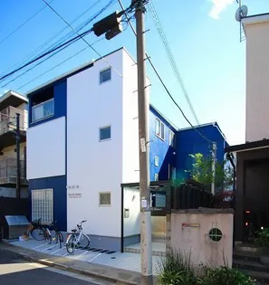 ビバリーホームズ神宮前AP【1階】の外観