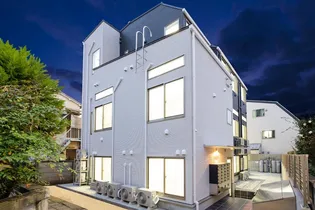 東京都新宿区北新宿3【アパート】の外観