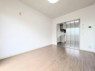 ジュネス栄幸【2階】の内装