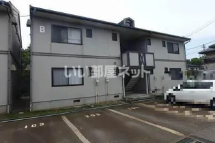 新潟県柏崎市常盤台【アパート】の外観