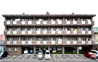 クレアコートロイヤル【4階】の外観