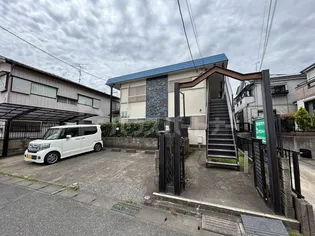 亀甲台ハイツ【1階】の外観