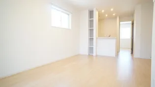 スプリングフィールド VI【1階】の居間