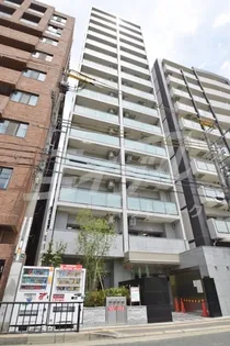 大阪府吹田市江坂町1【マンション】の外観