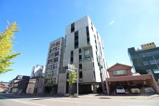 ザ・パーク一番堀【2階】の外観