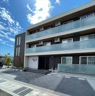 広島県福山市新涯町4【アパート】の外観