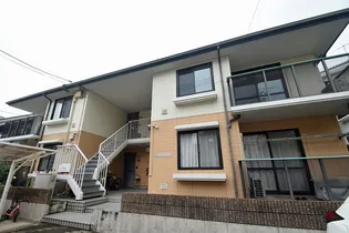 アーバン椿【2階】の外観