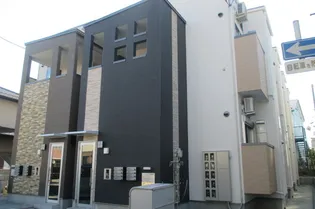 リラ ウレシパの画像