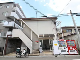 サンガ-デンル-ム【1階】の外観