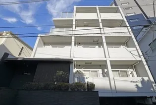 東京都新宿区岩戸町【マンション】の外観