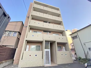 エリーズ西田の画像
