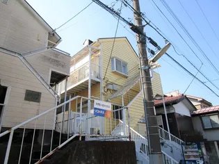 アーバンコート鶴川【2階】の外観