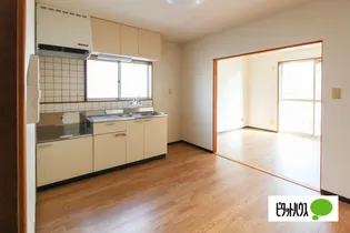 サンハイツ松本【1階】の居間