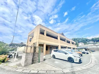 福岡県直方市大字山部【アパート】の外観