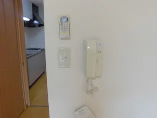 サンヒーローマンション亀川2【5階】の内装