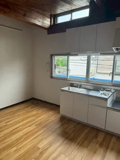 旭町アパート【2階】の外観