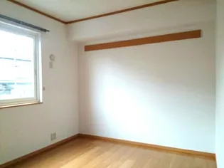 コンフォール エクセレンツ II【1階】の内装